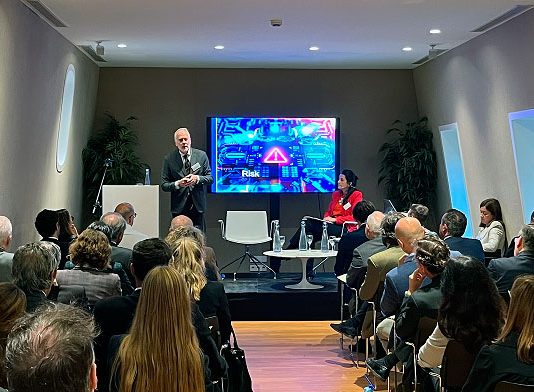 El Parlamento Europeo apela a un diálogo internacional para regular la inteligencia artificial