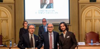 El Colegio Notarial de Cataluña entrega el Premio Elías Campo Villegas al jurista Gorka Goenechea y al periodista Marcelino Abad