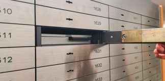 La inspección de Hacienda puede precintar cajas de seguridad de personas físicas en bancos sin autorización judicial