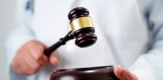 El Constitucional se dispone a avalar esta semana la ley que penaliza el acoso en las clínicas de aborto