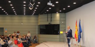 Joaquín Merchán toma posesión como presidente del Consejo General de Graduados Sociales ante la ministra Yolanda Díaz