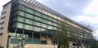 El TJUE recomienda convertir en fijos a los interinos de larga duración para prevenir abuso de temporalidad