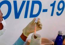 ¿Accidente laboral por vacunarse contra la COVID-19? La justicia empieza a decir que sí