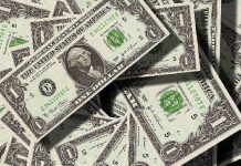 Condenado a dos años de prisión por estafar a un hombre tras hacerle creer que era beneficiario de una herencia de 9,3 millones de dólares