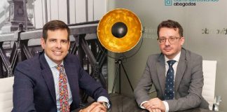 Javier Cabrera Arévalo ficha por Administrativando Abogados como abogado senior