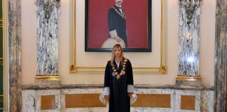 La presidenta del Tribunal Supremo pide a los futuros jueces que exijan respeto a sus decisiones