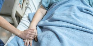 El TSJ de Galicia determina que los trabajadores tienen derecho a los cinco días por cuidado de familiar sin justificar convivencia