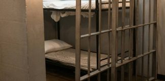 Confirman la condena por delito de odio a un matrimonio por humillar a una vecina que se encontraba en un proceso de cambio de género