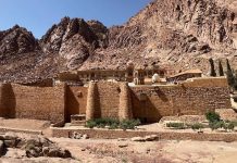 Moisés en la ópera y el derecho