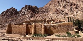 Moisés en la ópera y el derecho