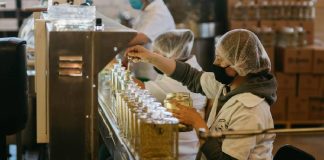 Ratifican conceder la incapacidad total a una operaria de fábrica con fibromialgia, dolores articulares y trastorno ansioso depresivo por ser “absolutamente incompatible” con la exigencia psicofísica de su trabajo