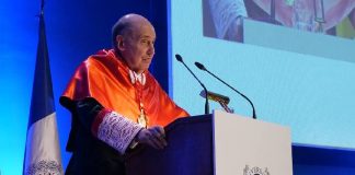 Miquel Roca Junyent, doctor honoris causa de la Universidad de Málaga