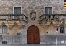 Acepta seis años de cárcel por prender fuego a un piso de su propiedad para echar a cuatro inquilinos