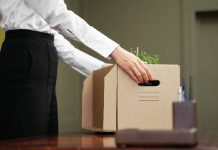 ¿Puede una empresa extinguir la relación laboral de una persona trabajadora en situación de incapacidad permanente total sin valorar previamente su adaptación al puesto?