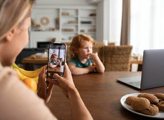 Sharenting: ser o deber ser