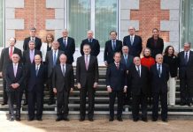 El Rey recibe a los autores de la obra “Felipe VI: una década de reinado”