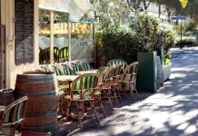 El Tribunal Supremo fija que los bares no tienen que pagar impuesto de transmisiones patrimoniales onerosas por las terrazas que tienen en la calle