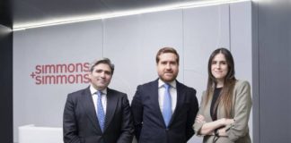 Simmons & Simmons refuerza su equipo en España con la incorporación de Ángel Maestro