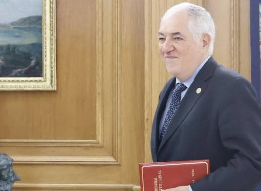 Pumpido avisa de que un bloqueo prolongado en la próxima renovación del TC podría afectar a su «buen funcionamiento»