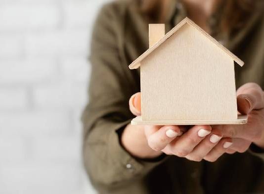 La usurpación pacífica de inmuebles: incoherencias de la LO 1/2025