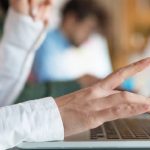 La justicia digital suspende el primer examen de la abogacía: seis de cada diez profesionales afirman que apenas agiliza o incluso dificulta los procedimientos