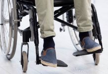 Conceden a una mujer la prestación por cuidados de su hijo con una discapacidad del 93%