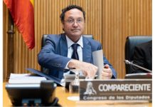 La APIF pide 6 años de cárcel y 12 de inhabilitación para el fiscal general por prevaricación y revelación de secretos