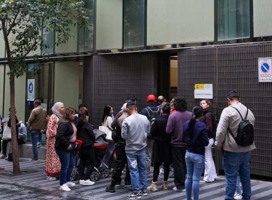 Regularización extraordinaria de extranjeros en España en situación irregular, ¿quiénes podrán acceder a una autorización de residencia?