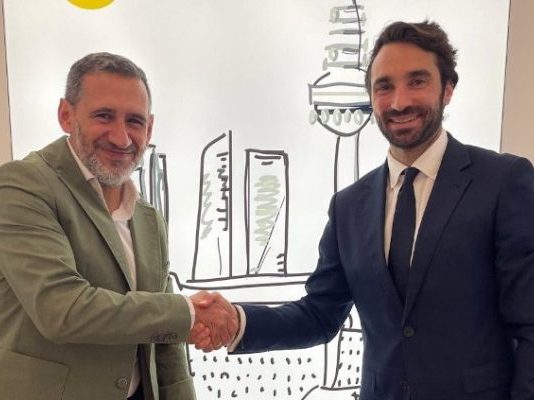 Aranzadi LA LEY refuerza su compromiso con la formación continua de los abogados jóvenes mediante la alianza con la Confederación Española de la Abogacía Joven