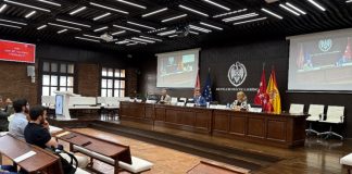 Tres expertos advierten de los peligros de confiar en la IA para el futuro de la creación cultural