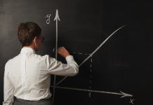 El TSJ de Murcia permite participar en las oposiciones de Secundaria a 5 aspirantes excluidos por Educación