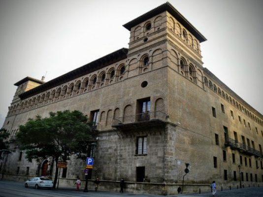 El TSJ de Aragón reconoce una indemnización de 10.000 euros a un ciclista por el accidente que sufrió debido al mal estado de la calzada