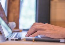 Piden tres años a un policía de Santander por consultar datos de una víctima de violencia de género