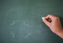 El TSJ de Murcia avala la exclusión de Relaciones Laborales para acceso a la lista de interinos en la especialidad de Gestión Administrativa de FP