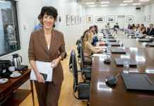 Los procuradores respaldan a las asociaciones de autónomos que piden igualdad de prestaciones con los asalariados