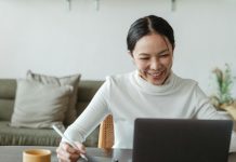 Malas prácticas empresariales: gestión disimulada, negociación coactiva, despido silencioso