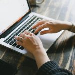 Google sigue liderando en 2025 la búsqueda de abogados, pero ChatGPT gana terreno