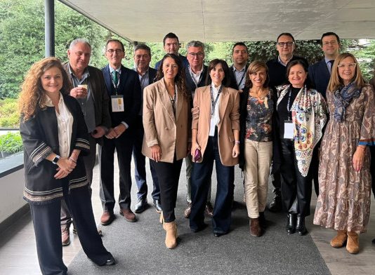 La IA en los ayuntamientos: formación, seguridad de datos y soluciones innovadoras centradas en Legal Design Thinking