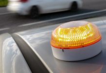 La AEPD aclara que quien adquiere una baliza V16 «no tiene que dar sus datos personales a ninguna administración»