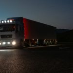 El Gobierno subvencionará con hasta 3.000 euros por persona los permisos de conducir de camiones y autobuses