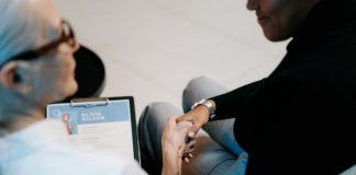 Cómo reenfocar tu currículum jurídico para destacar en el nuevo mercado laboral