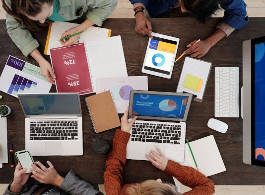 Retos legales en la publicidad digital: equilibrio entre creatividad y cumplimiento normativo