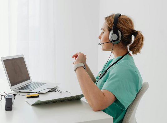 Condenadas una pedagoga y una abuela por acceder a datos médicos íntimos de su nieta