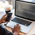 El Supremo aclara que acceder a un ordenador con una contraseña robada constituye delito de revelación de secretos