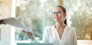 El Tribunal Supremo fija doctrina: omitir la negociación convierte en automática la aceptación de la adaptación de jornada