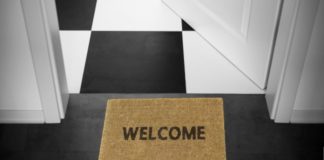 Consumo sanciona con 64 millones de euros a Airbnb por anunciar viviendas sin licencia