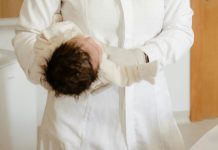 El TSJ de La Rioja eleva a 975.000 euros la indemnización por el intercambio de dos niñas recién nacidas en el Hospital San Millán en 2002