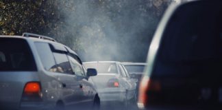 Los ayuntamientos podrán cobrar tasas por circulación de vehículos contaminantes en zonas de bajas emisiones