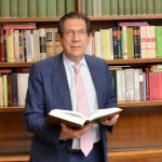 El magistrado Enrique Arnaldo señala la «tolerancia mutua» y el «autocontrol institucional» como claves democráticas