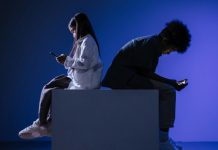 La protección de los menores en internet, en el punto de mira